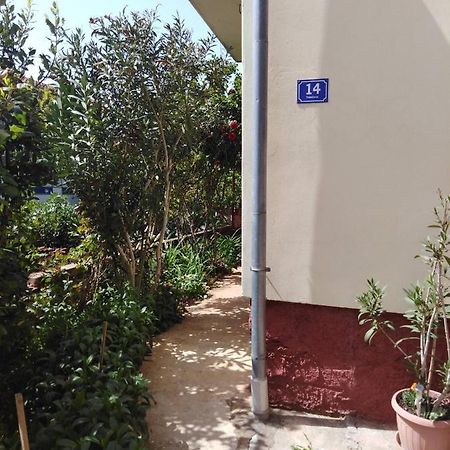 Pero Apartman Villa Sukosan Exterior photo